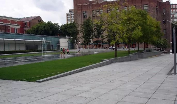埃菲爾鐵塔周邊將改造為大花園，由哪位大師設(shè)計？