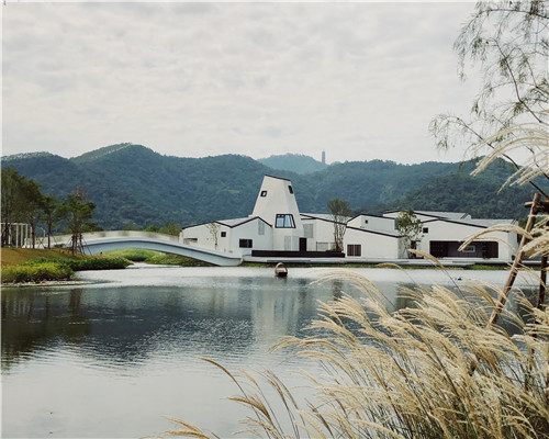 鄉(xiāng)建，留住鄉(xiāng)愁